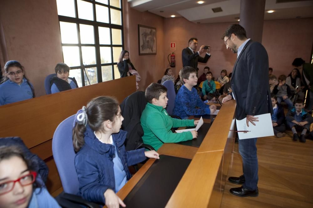 Pleno infantil en San Martín del Rey Aurelio