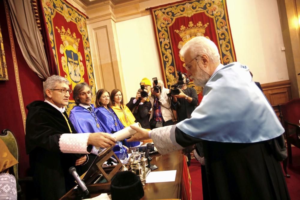 Solemne Acto de Investidura como Doctor Honoris Causa de Francesco Tonucci en la Universidad de Oviedo