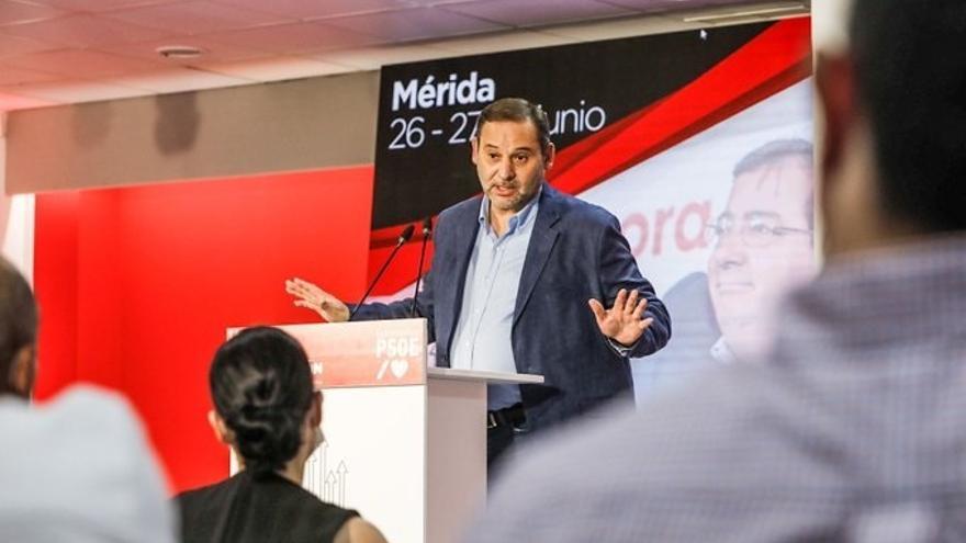 José Luis Ábalos, en un acto del PSOE en Mérida.