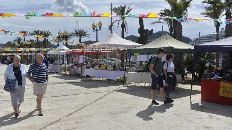 Urgen a encontrar un uso para la Explanada del Muelle