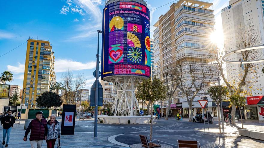 El Benidorm Fest arranca su semana grande con una alfombra &quot;naranja&quot;