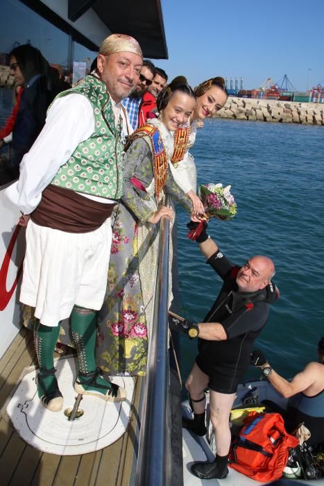 Ofrenda de las fallas del Marítimo a la Virgen sumergida