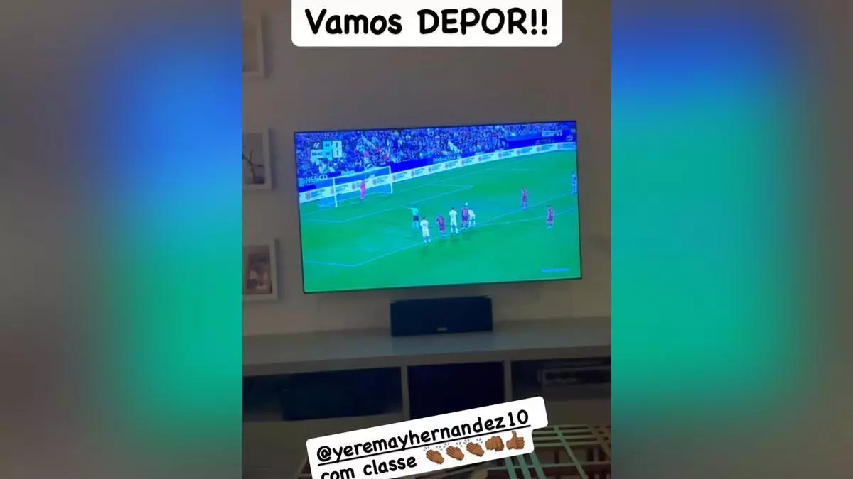 Djalminha aplaude a Yeremay en el partido ante el Leganés