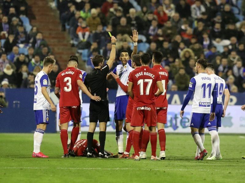 Partido entre el Real Zaragoza y el Fuenlabrada