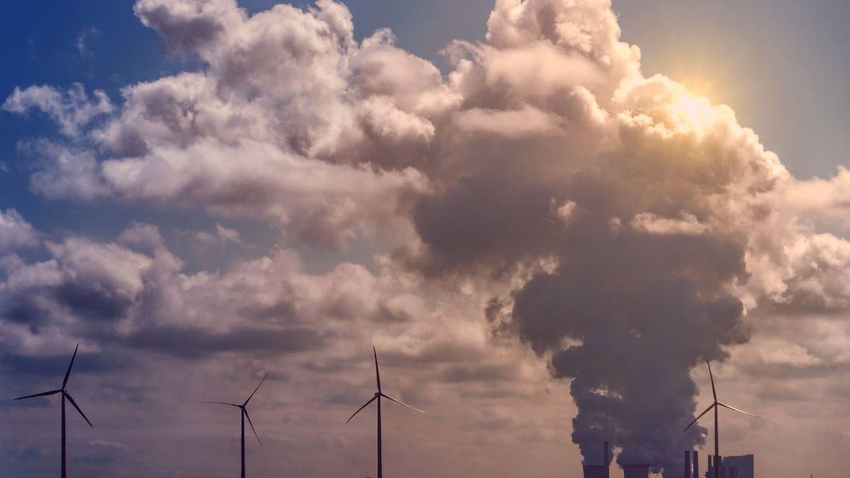 Locura térmica preocupante alerta de la AEMET sobre qué nos espera este mes