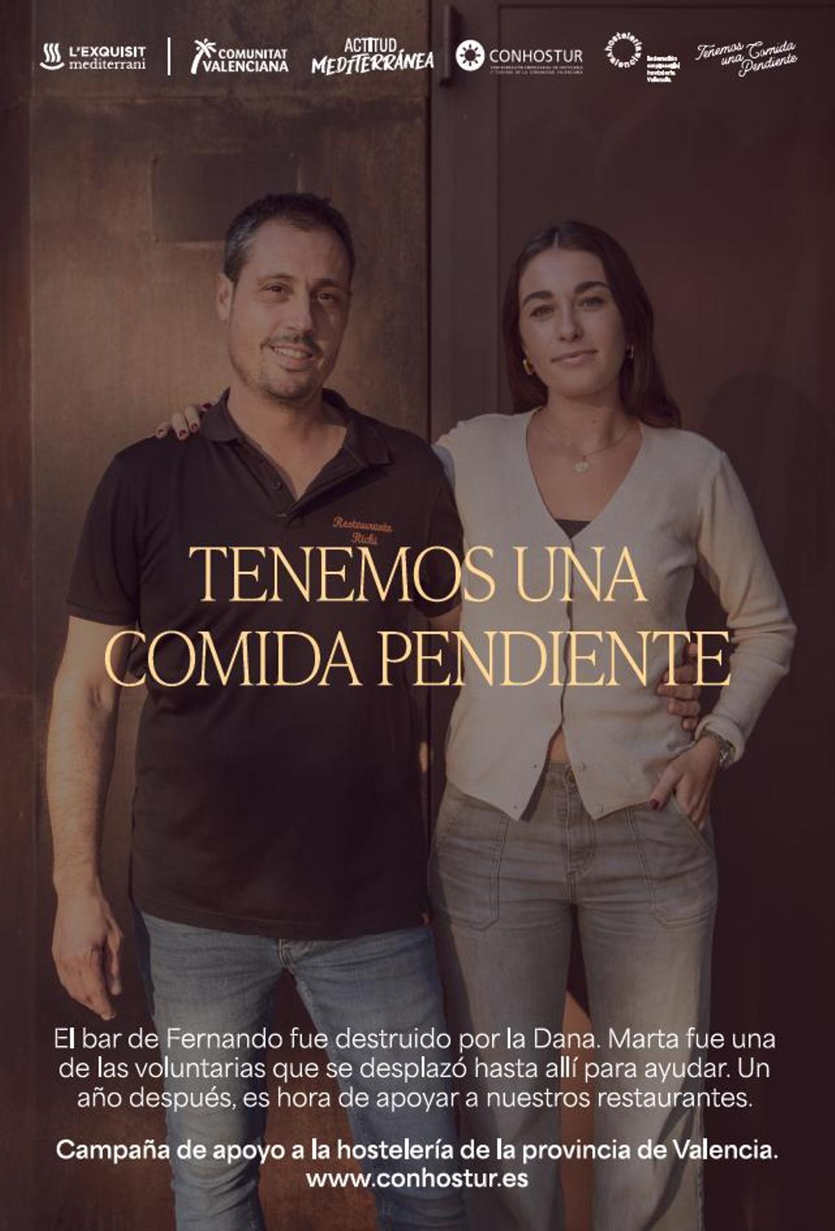 Fernando y Marta, dueño de un bar destrozado por la dana y una voluntaria que ayudó