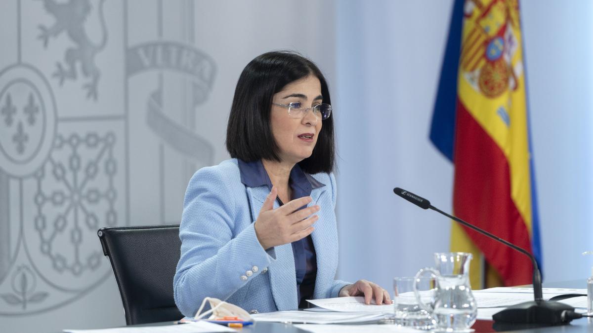 La ministra de Sanidad, Carolina Darias, en una rueda de prensa posterior a la reunión del Consejo Interterritorial del SNS, en La Moncloa, a 2 de febrero de 2022, en Madrid (España)
