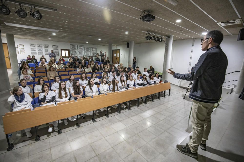 Un médico especialista en infecciones tranquiliza a los vecinos de Marratxí