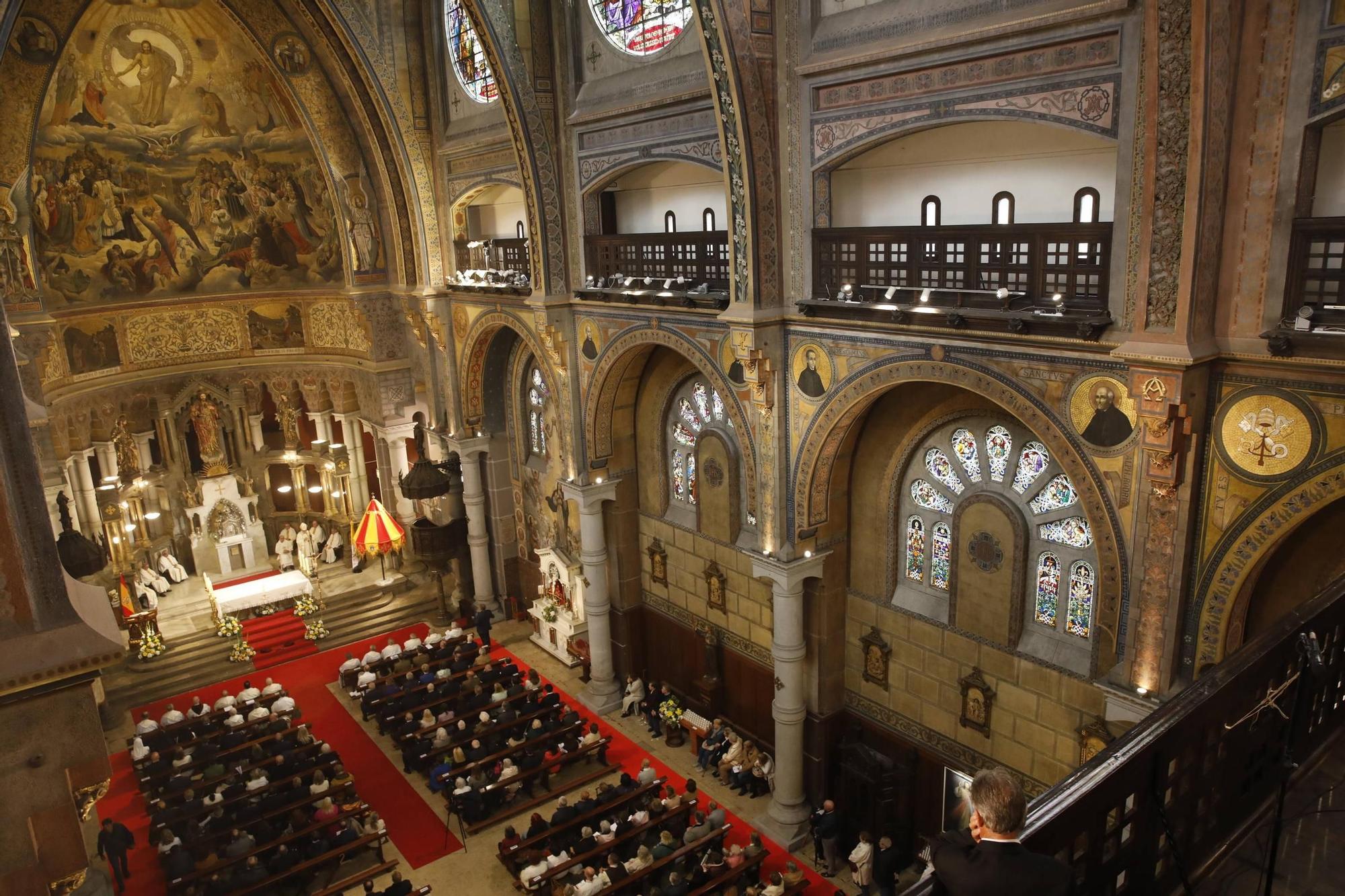 Así fue la celebración del centenario de la Basílica del Sagrado Corazón de Gijón (en imágenes)