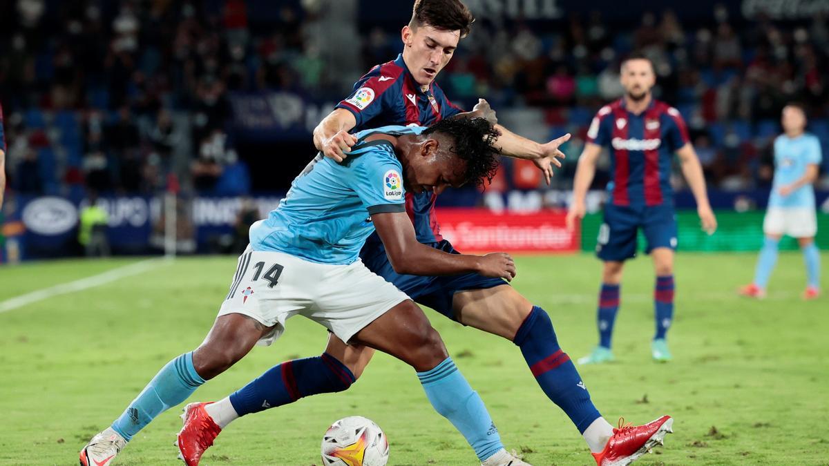 Un momento del Levante-Celta de Vigo.