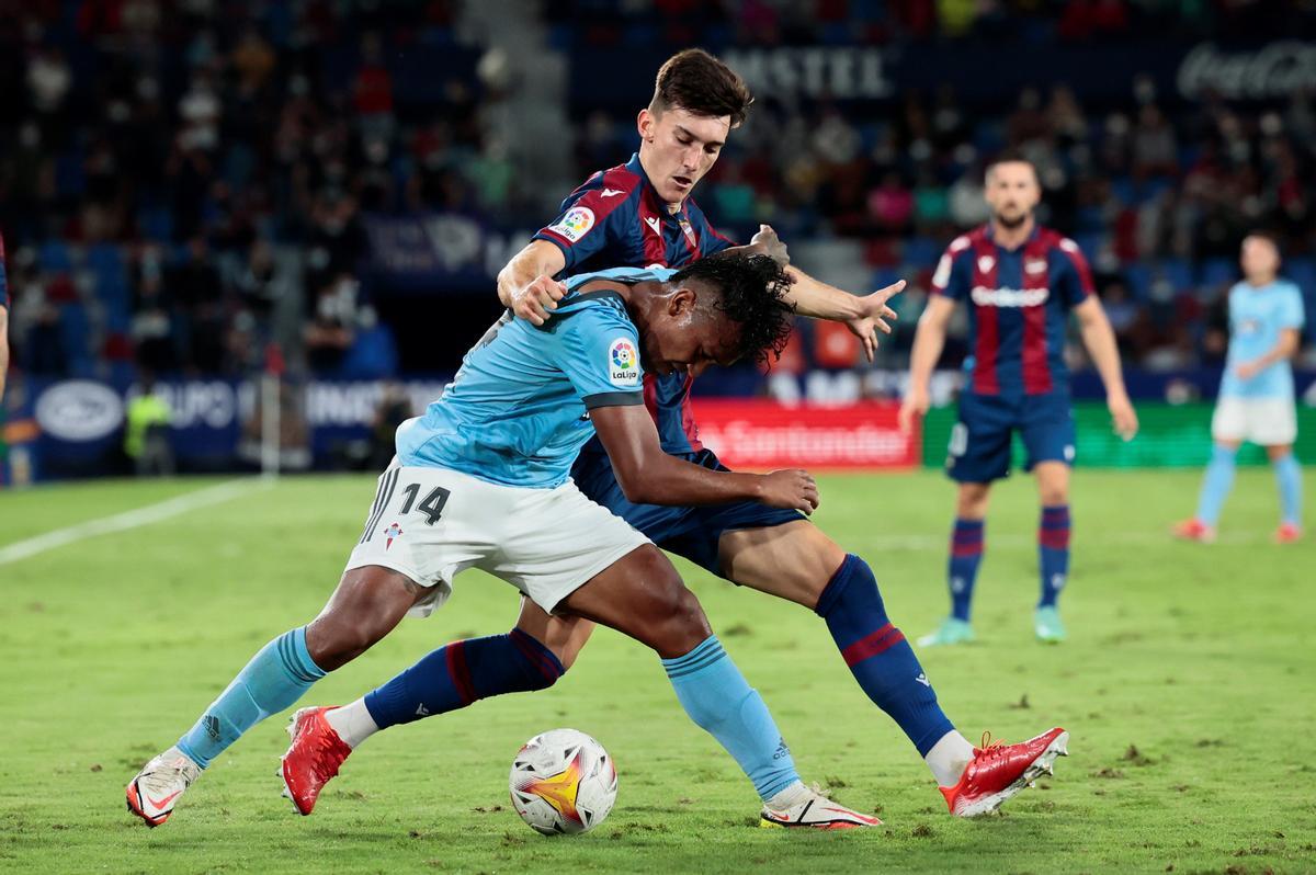 Un momento del Levante-Celta de Vigo.