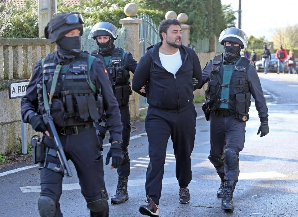 Sinaí Giménez y otros seis 'morones' detenidos por presunta extorsión a ambulantes