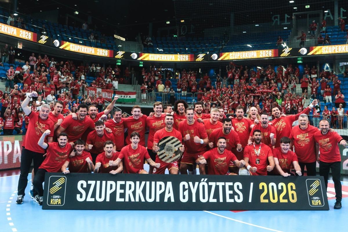 El Veszprém xelebra la Supercopa
