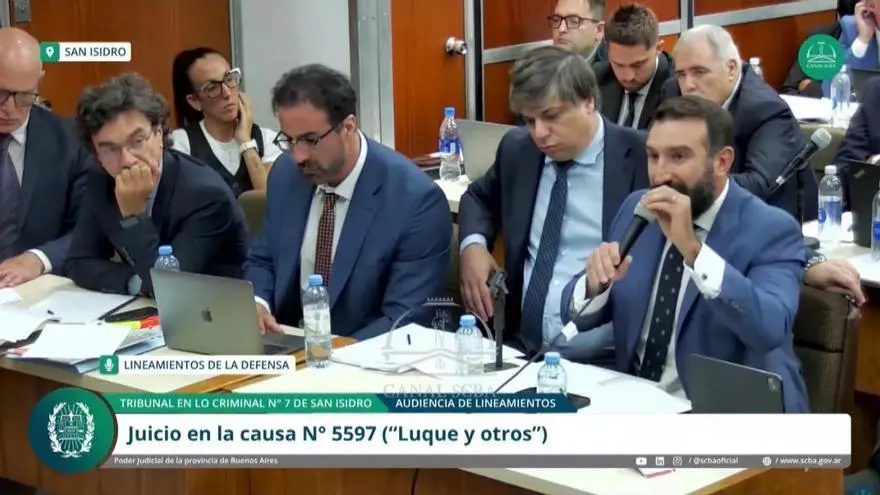 Nuevo juicio por muerte de Diego Maradona inicia con nuevas estrategias y acusaciones cruzadas
