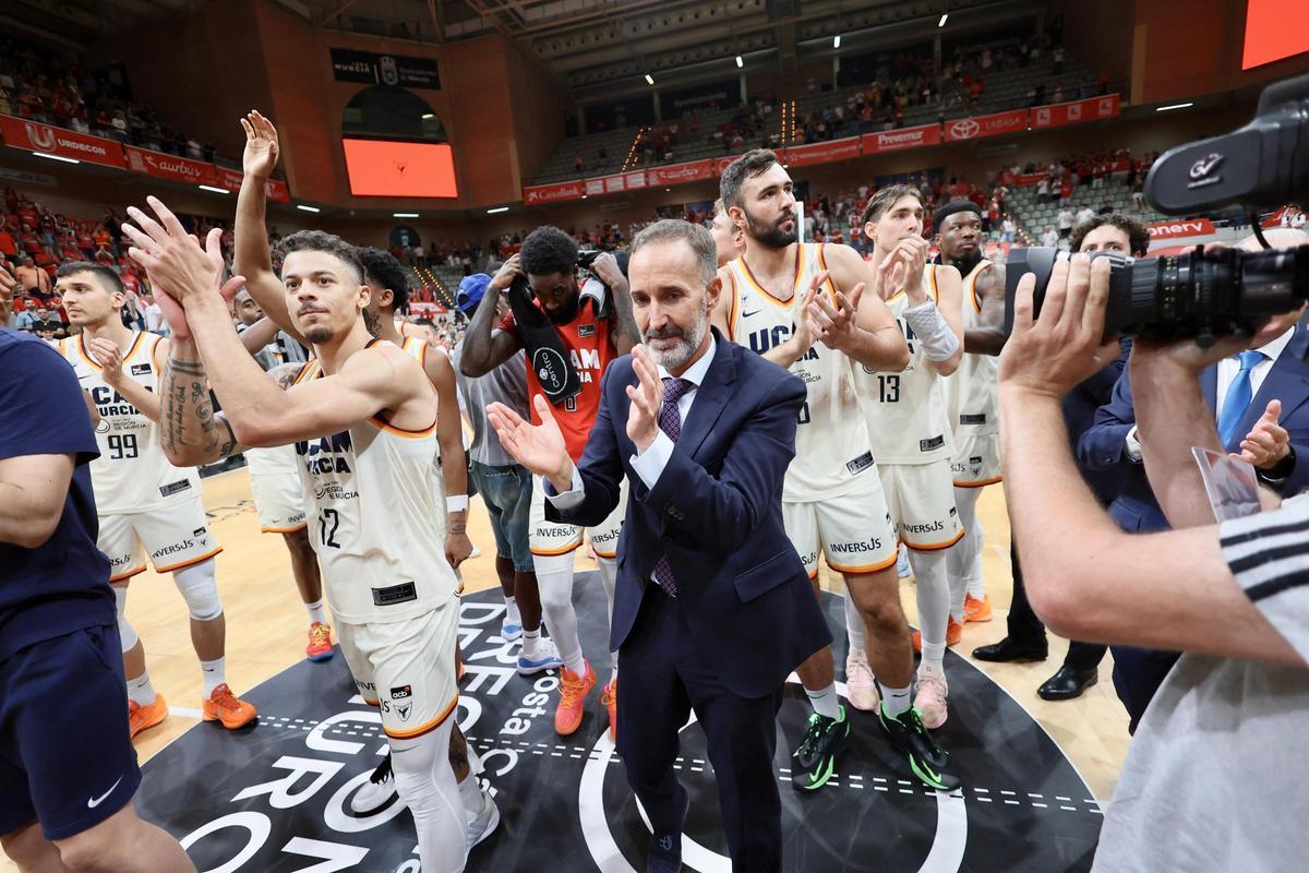 Las mejores imágenes del partido entre el UCAM y el Barcelona