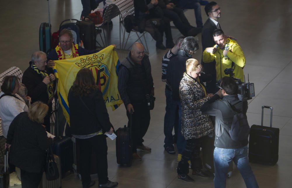 Los aficionados amarillos viajan a Liverpool