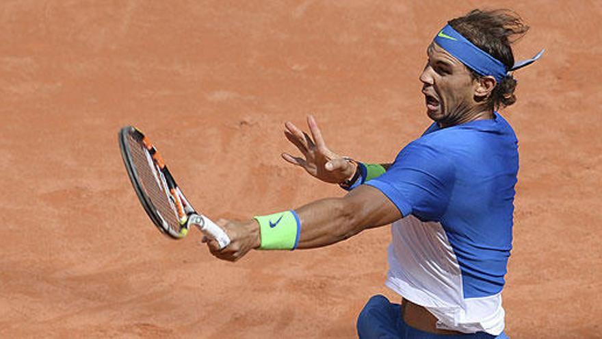 Nadal, a la final de Hamburgo con buen juego y una taquicardia