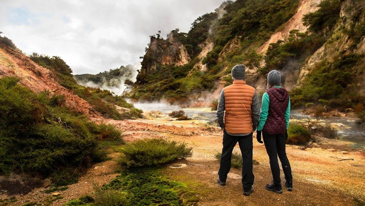 Valle volcánico Waimangu en Nueva Zelanda