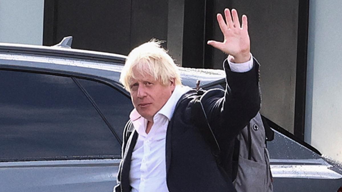 Boris Johnson es retira de la carrera per governar el Regne Unit