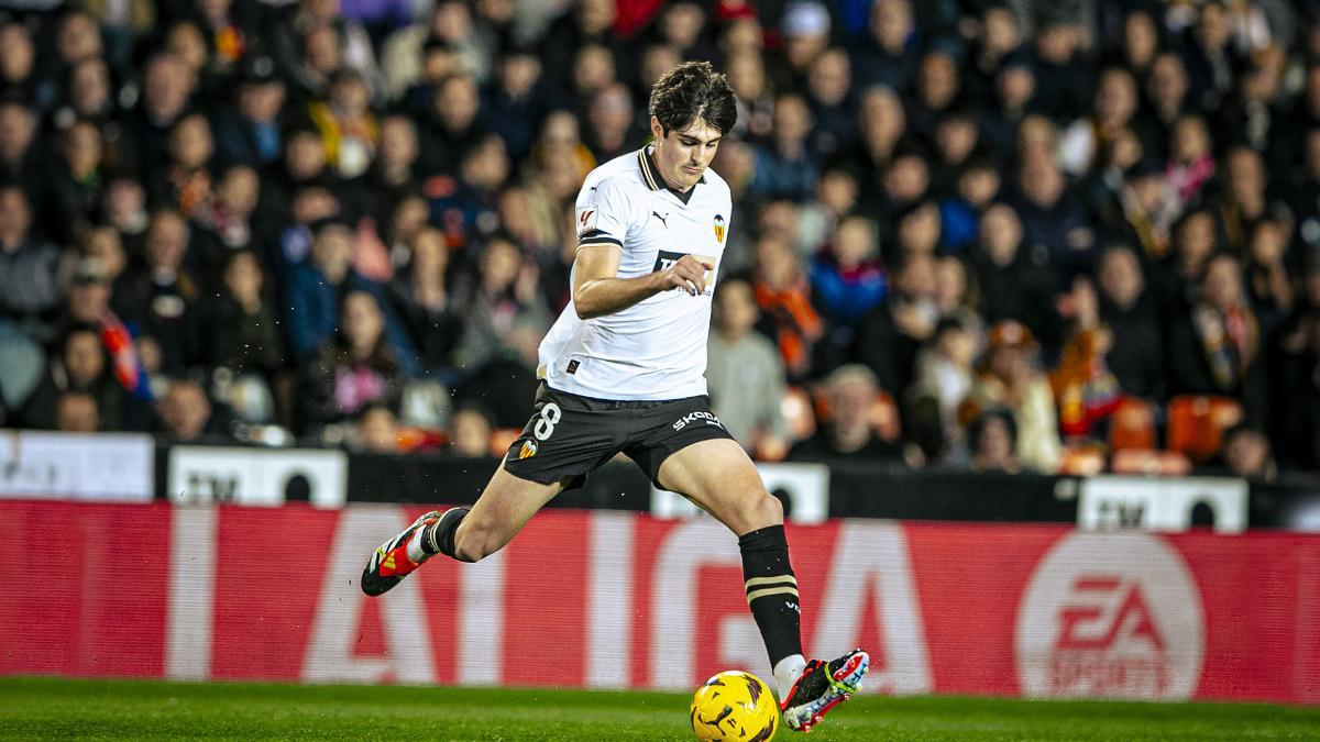 Javi Guerra, jugador del Valencia