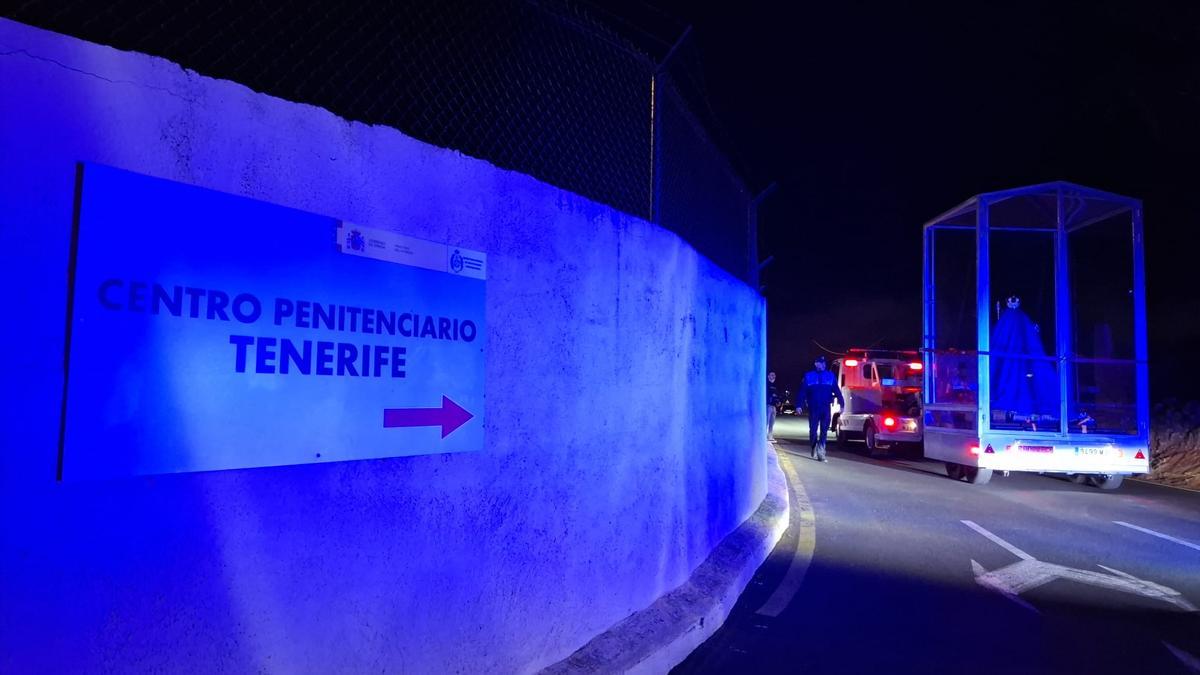 Visita de la Virgen de Candelaria a la cárcel Tenerife II