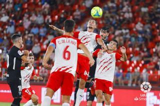 'Oportunidad perdida ante el Almería', la crónica de la primera derrota del Málaga CF