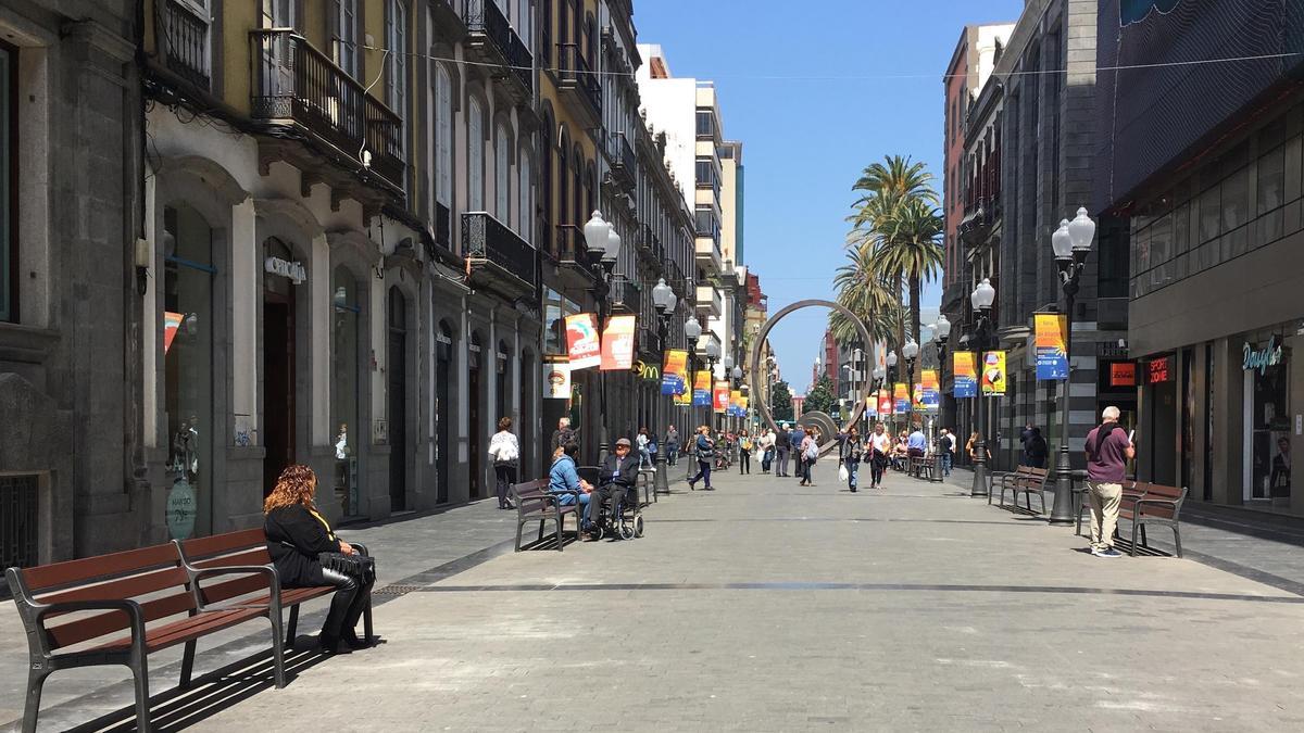 Arrestado por un delito de desobediencia grave en Triana