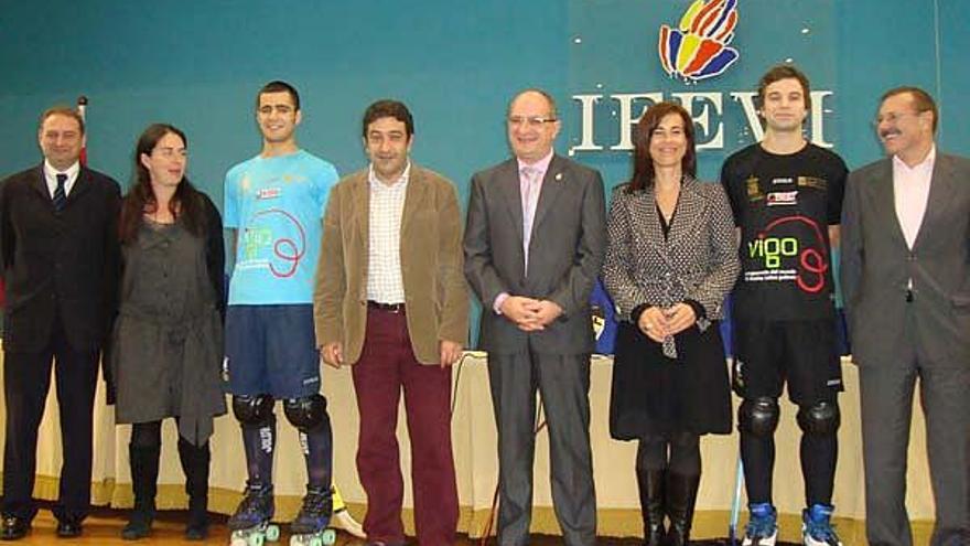 Las autoridades, durante la presentación del Campeonato del Mundo.