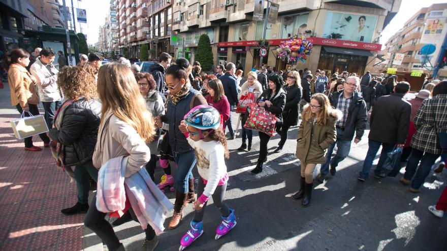 Echávarri dice que es el Consell el que tiene que anular el decreto &quot;anti-Alicante&quot;