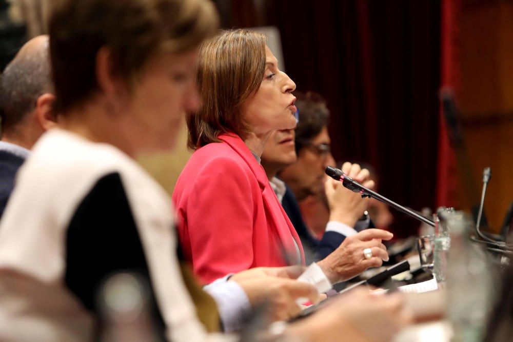 Ple del Parlament d'aprovació de la llei del referèndum