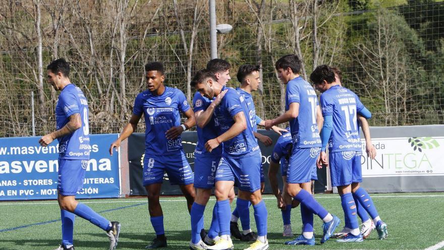 El Ourense CF se gusta ante un débil Valladolid