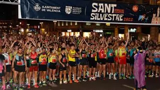 Más de 13.000 personas despiden del año corriendo en València