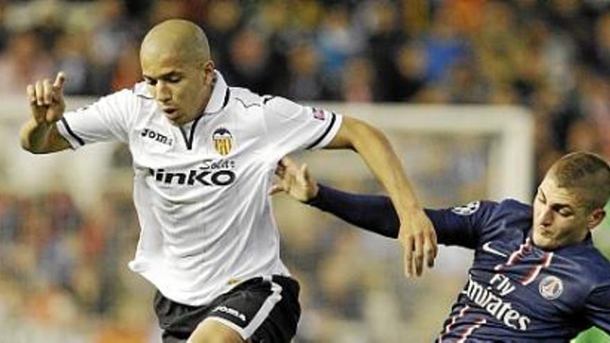 Feghouli volvió a ser titular con el Valencia CF.