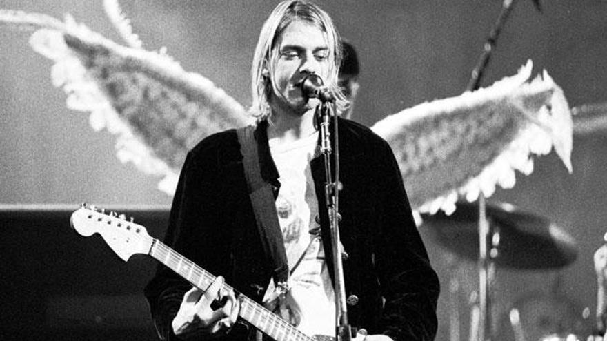 Kurt Cobain durante un concierto.