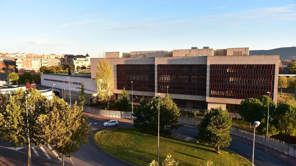 El juzgado exonera a una mujer de Plasencia de pagar deudas por 1,2 millones de euros.