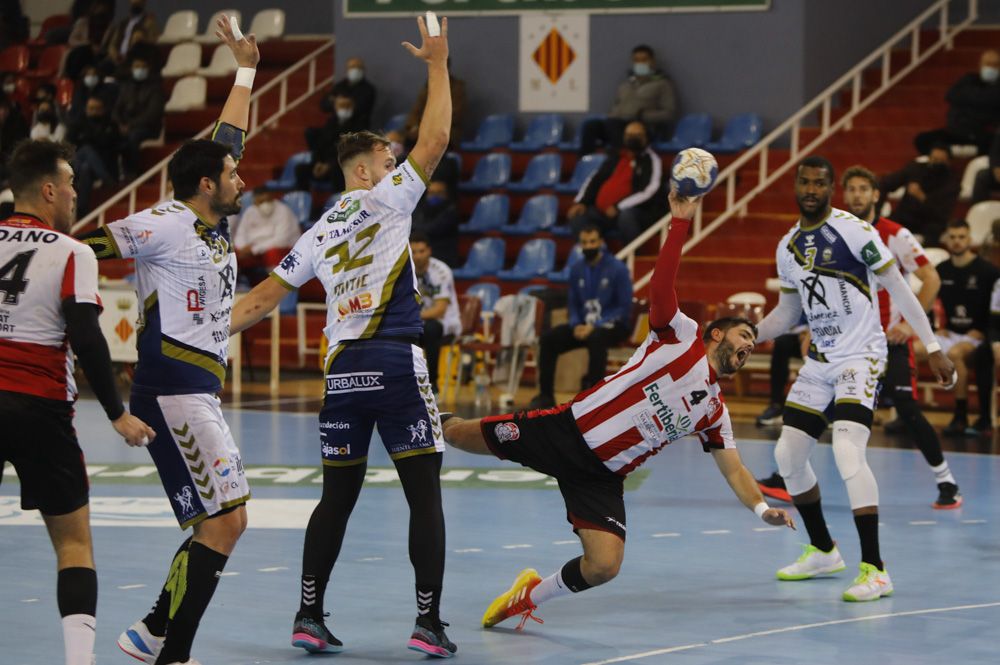 Balonmano Puerto de Sagunto - Puente Geníl, en imágenes.