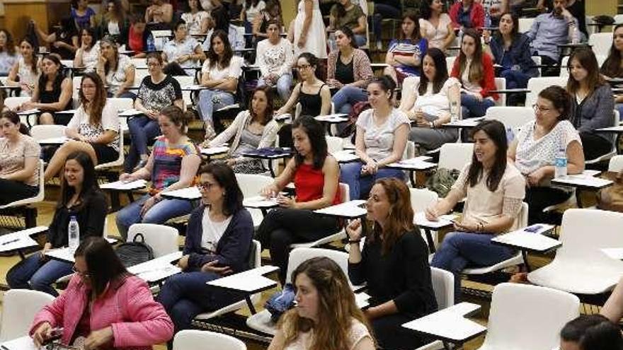 Candidatos a docente realizan las pruebas en años anteriores.