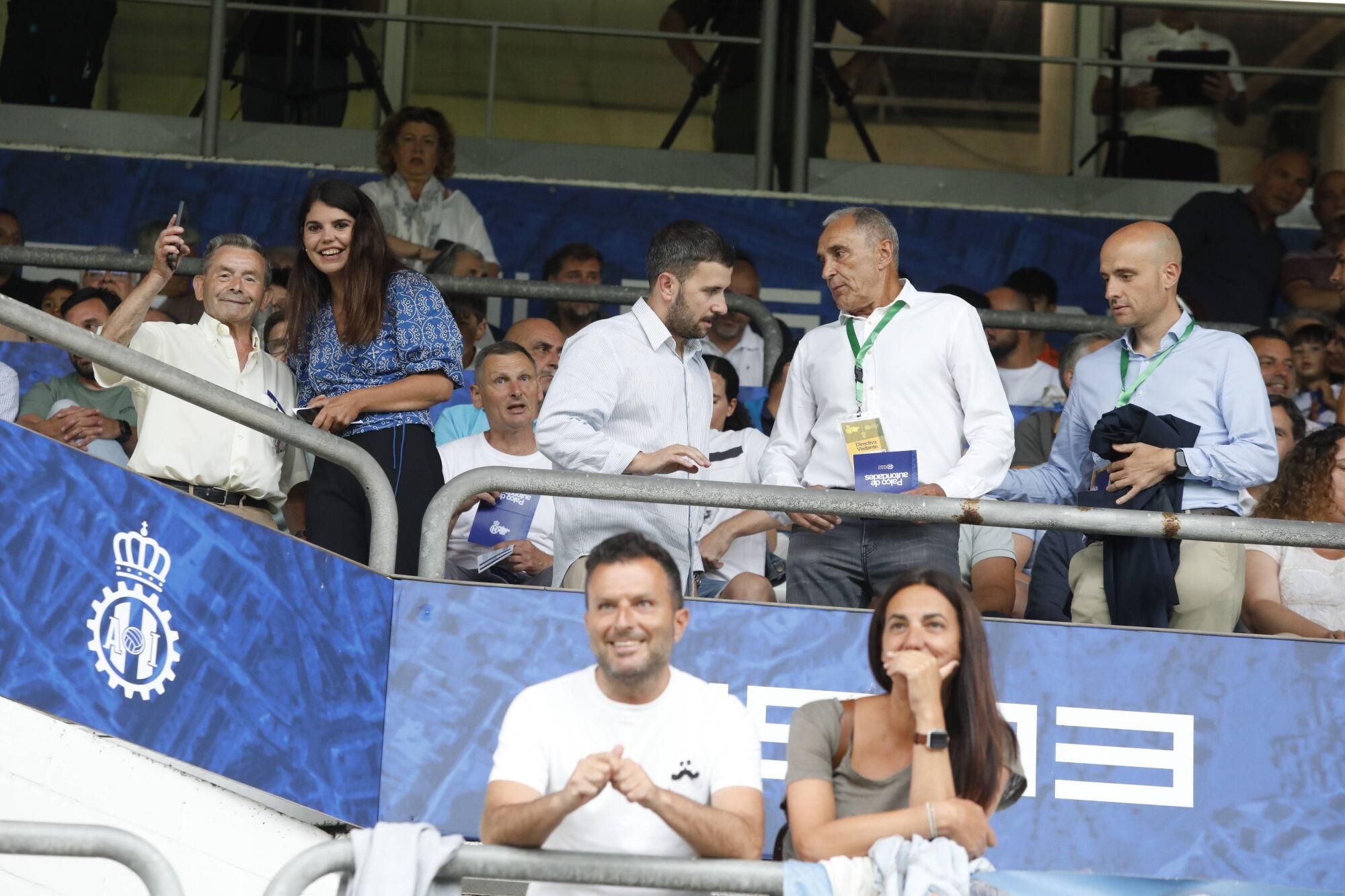 EN IMÁGENES: Partido amistoso entre Real Avilés y Real Sporting