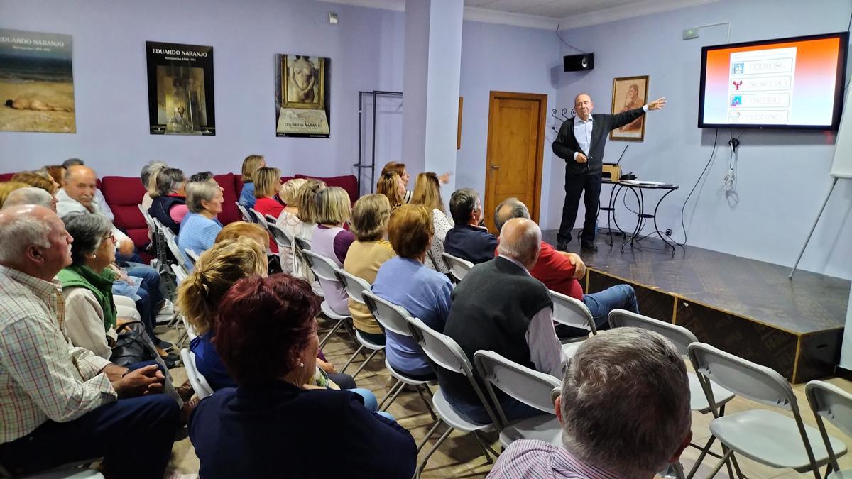 Taller de memoria impartido por el profesor Juan Vasco