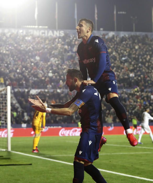 Las mejores imágenes del Levante UD - Real Madrid