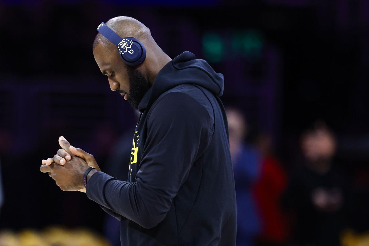 LeBron James jugó su último encuentro de la temporada con los Lakers y quizá fue el último con la franquicia angelina tras ocho años en el equipo