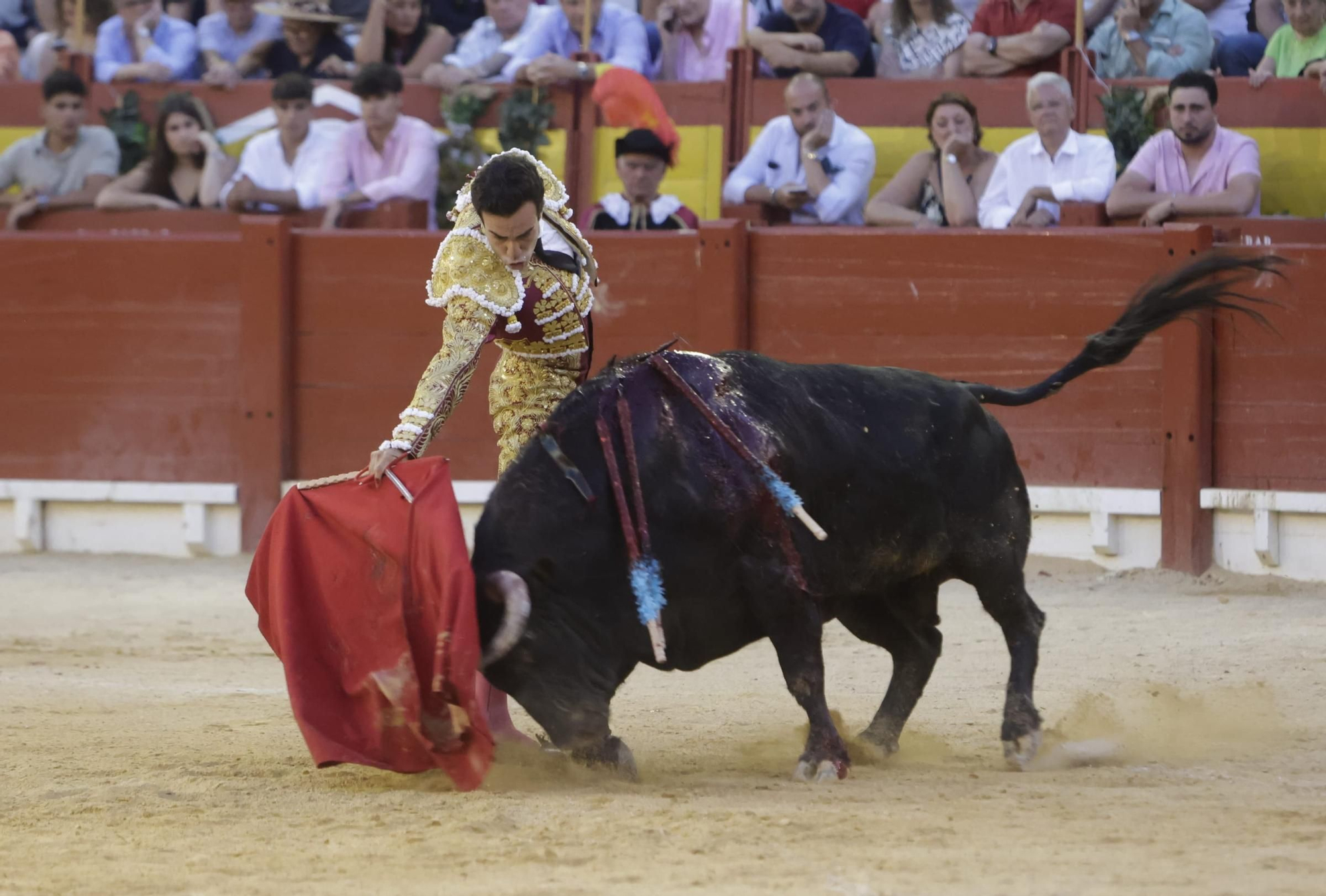 La corrida con el sello más alicantino de la Feria de Hogueras