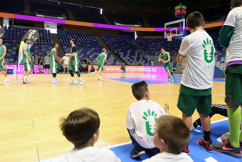 El Unicaja abre su entrenamiento al público