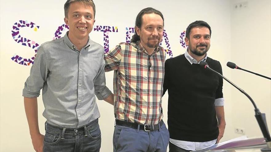 La rebelión en Podemos pone a Pablo Iglesias contra las cuerdas