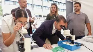 Ofra abre las puertas al mundo laboral a jóvenes y mujeres con una feria sobre profesiones