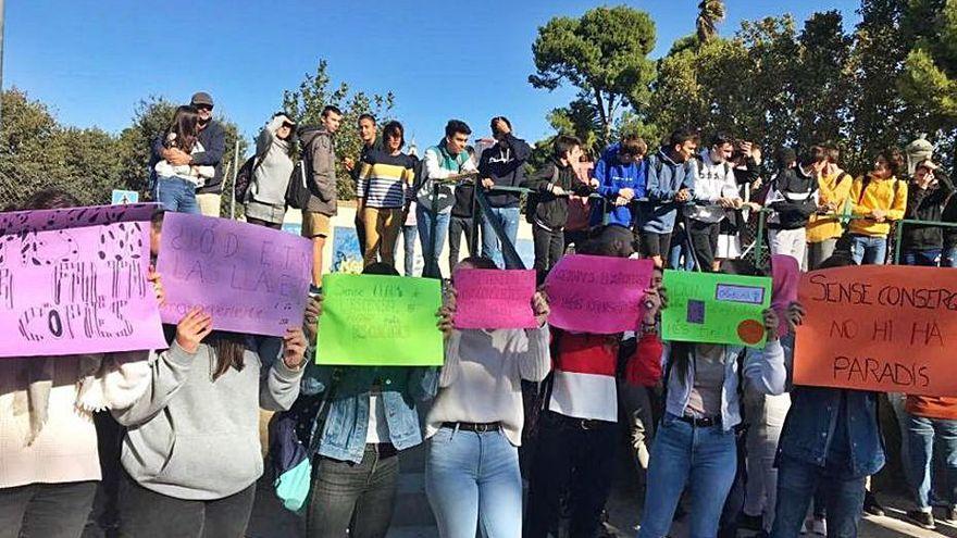 Movilización del alumnado del Tierno Galvan