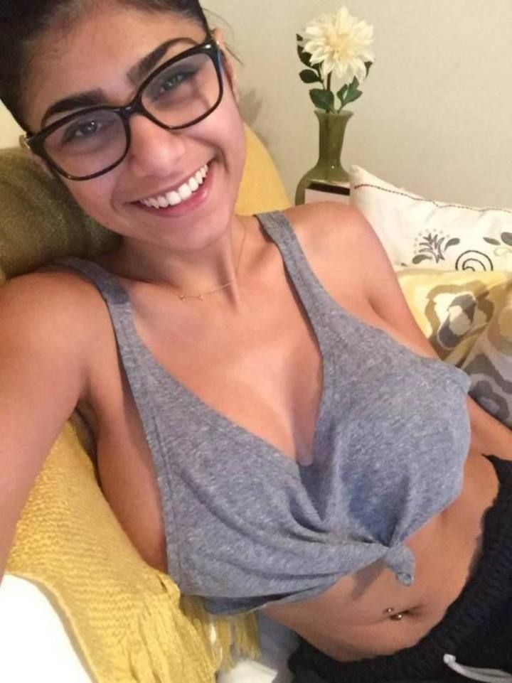 Mia Khalifa, la estrella del porno acosada por un NFL