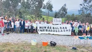 Más de 120 vecinos de Cornanda y simpatizantes dijeron no a la balsa