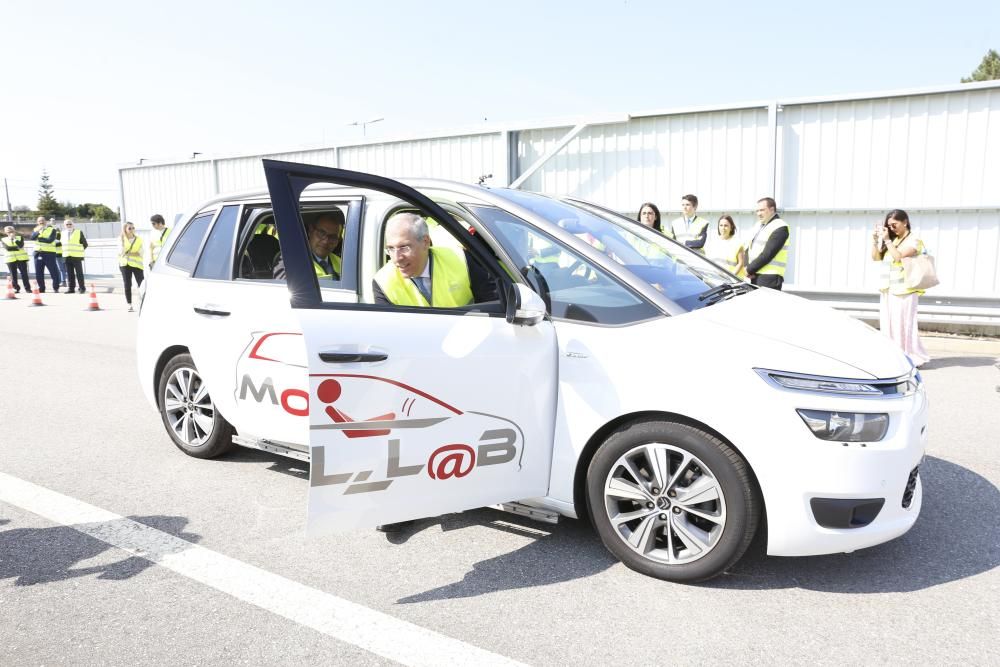 Prueba de un coche autónomo en el CTAG