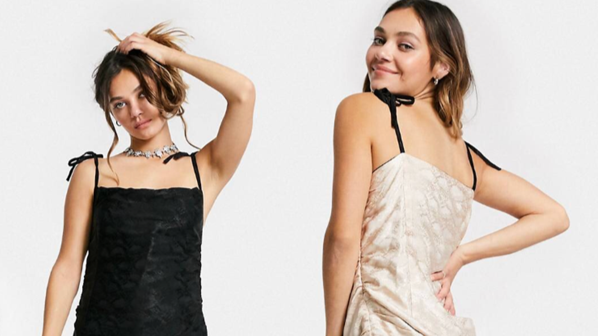 El primer vestido de residuo cero que puedes lucir de cuatro formas diferentes.